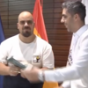 Homenaje a ciudadano de Andújar por ayudar a un policía