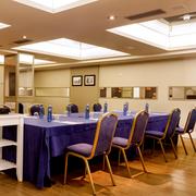 Salón Tragaluz Eventos Mesa Proyector